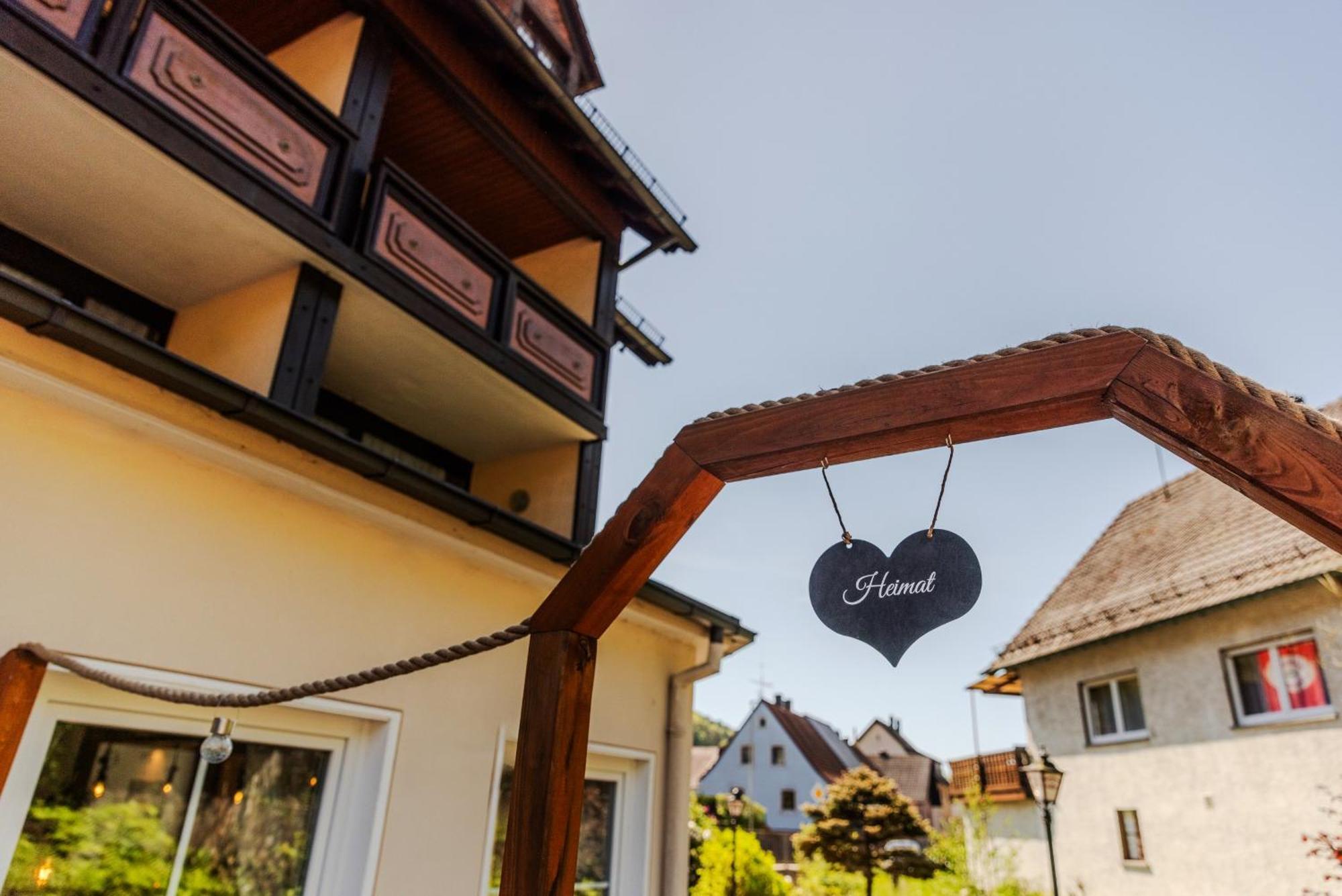 Landgasthof Zur Linde Heimbuchenthal Kültér fotó