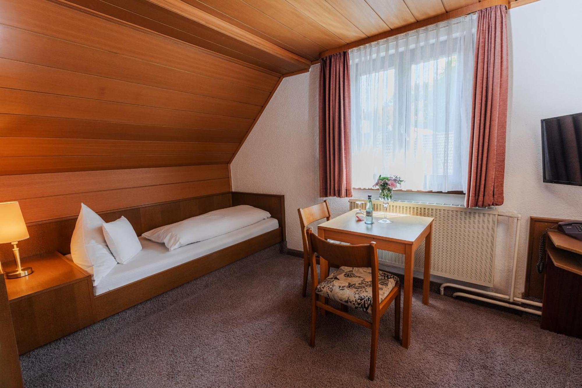 Landgasthof Zur Linde Heimbuchenthal Kültér fotó
