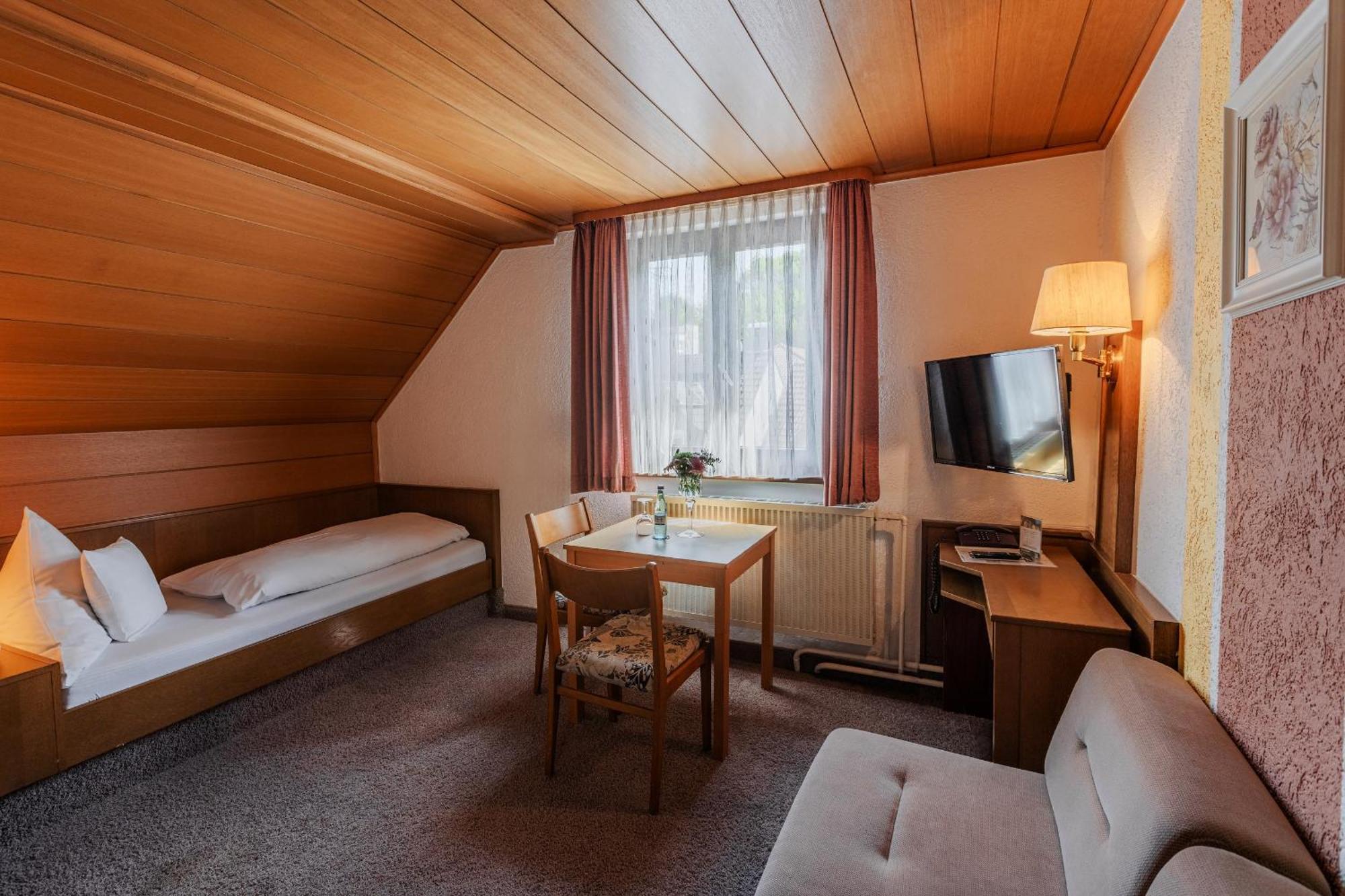 Landgasthof Zur Linde Heimbuchenthal Kültér fotó