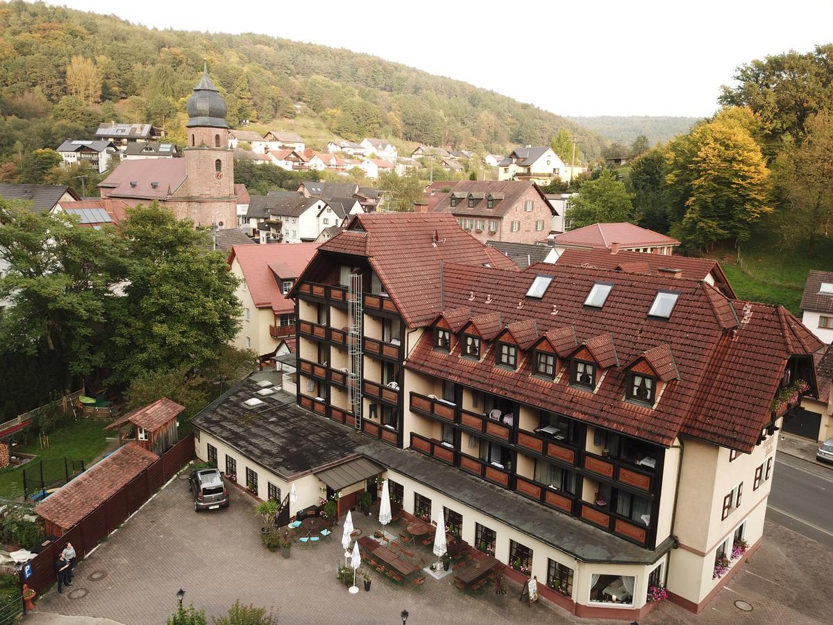 Landgasthof Zur Linde Heimbuchenthal Kültér fotó